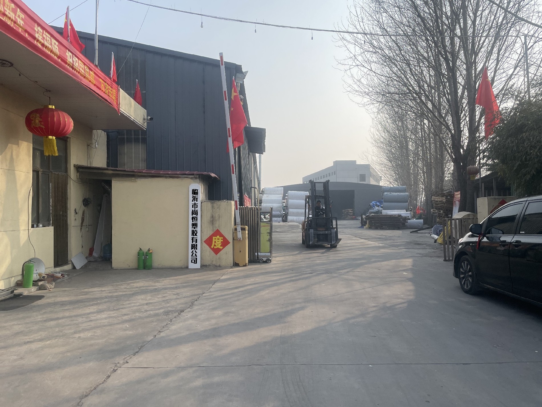 篷布專(zhuān)家——臨沂市尚恒塑膠有限公司，為您提供高品質(zhì)篷布解決方案
